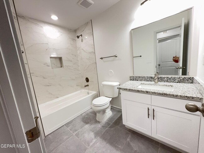 Building Photo - 12464 Cayo Norte Dr
