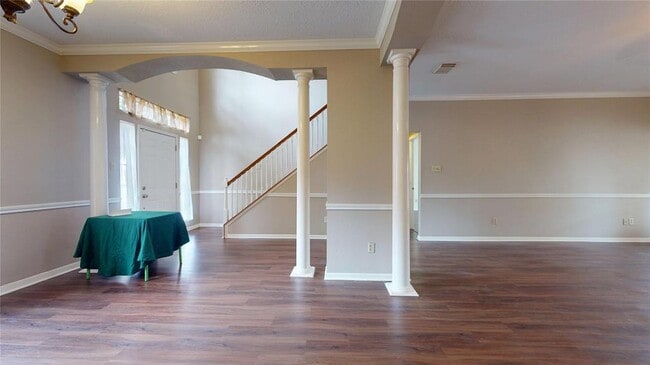Building Photo - 14919 Forest Trails Dr
