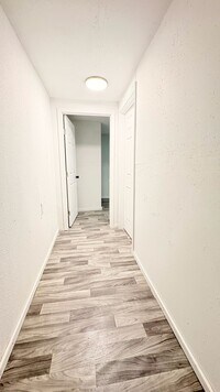 Building Photo - 705 Fidelity St