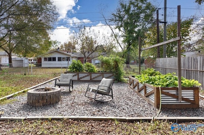 Building Photo - 4315 Horace Dr NW