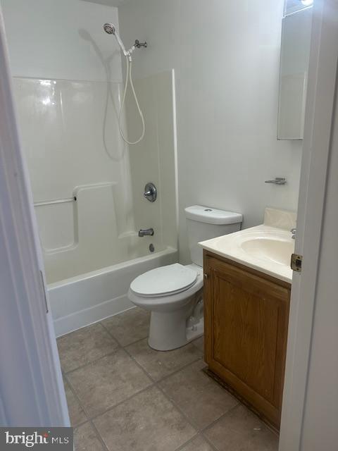 Building Photo - 353 Braeside Ave