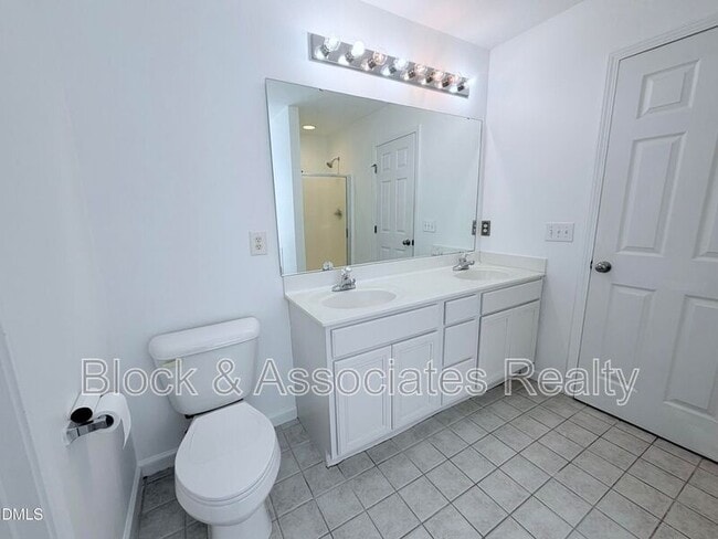 Building Photo - 9915 Wasser Ct