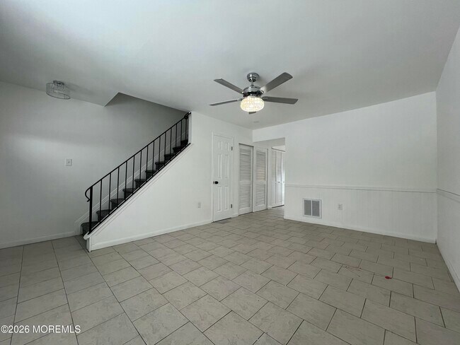 Building Photo - 29 Sawmill Rd