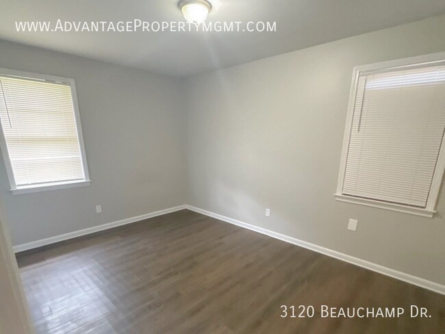 Building Photo - 3120 Beauchamp Dr