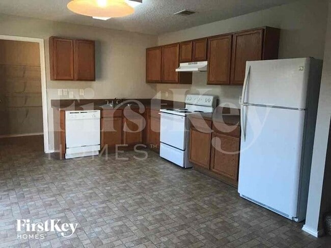 Building Photo - 3356 Mojave Dr