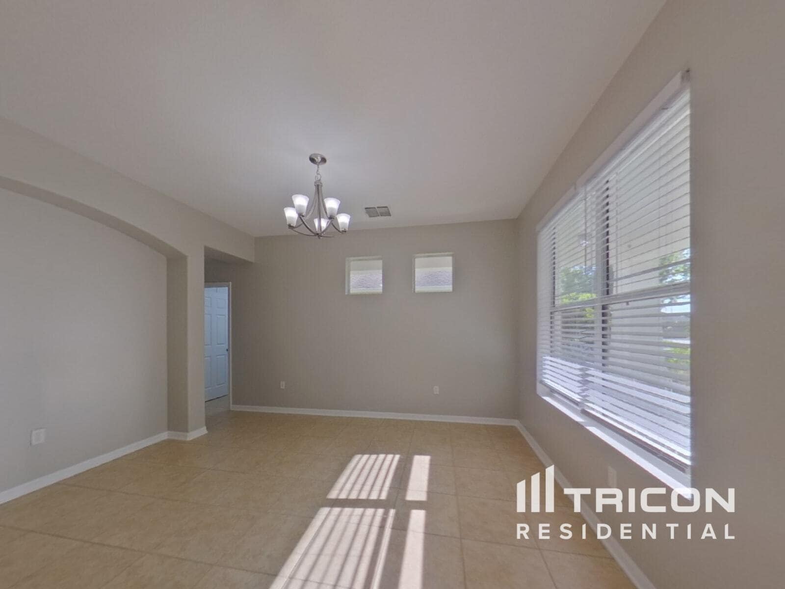 Building Photo - 405 Grassy Key Way