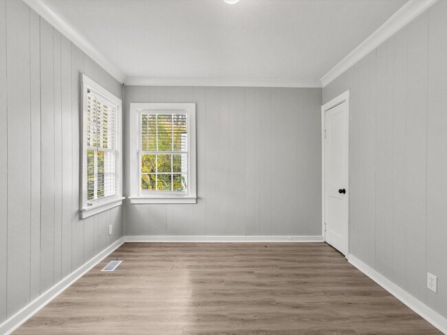 Building Photo - Fully Remodeled Corner-Lot Home Just Minutes from RSA & I-565!