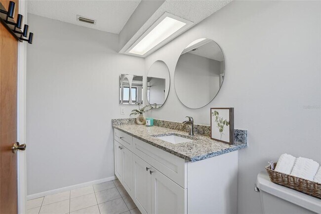 Building Photo - 3276 Morven Dr