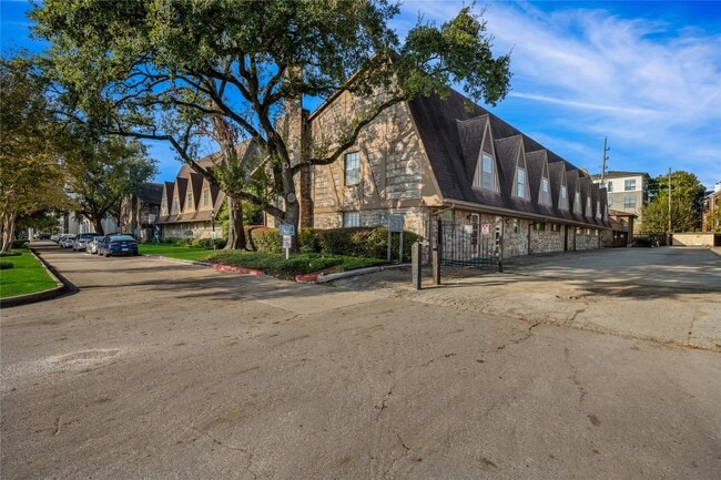 Building Photo - 2574 Marilee Ln