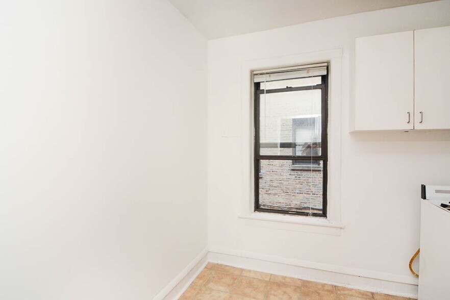 Building Photo - 2706 N Spaulding Ave