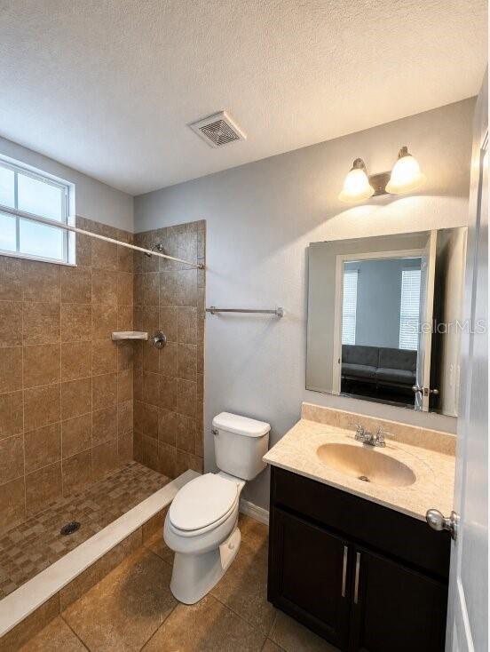 Building Photo - 373 Old Farm Ln
