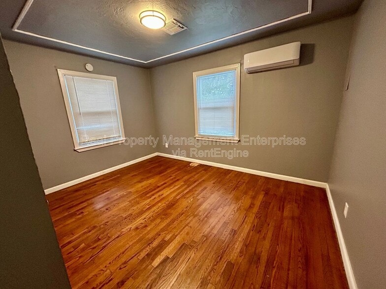 Building Photo - 3044 NW 28th St