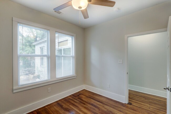 Building Photo - Completely Renovated - Three Bedroom, Two ...