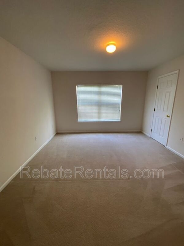 Building Photo - 11177 Castlemain Cir W