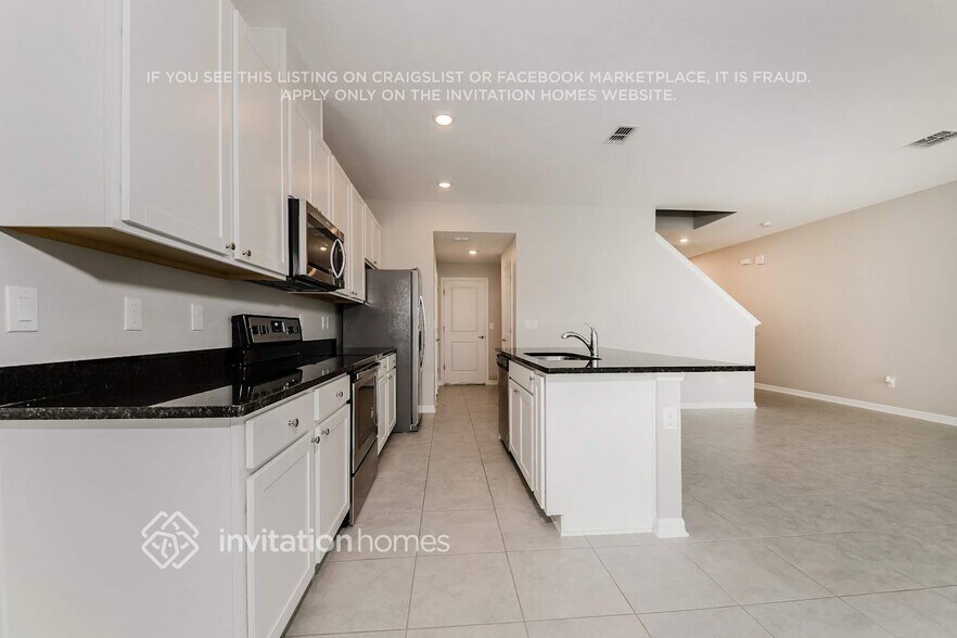 Building Photo - 11540 Woodleaf Dr