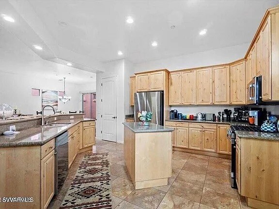 Building Photo - 30 Firebird Ct