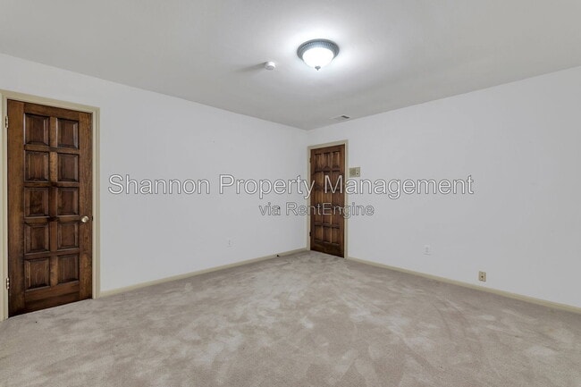 Building Photo - 3810 Glenheather Dr