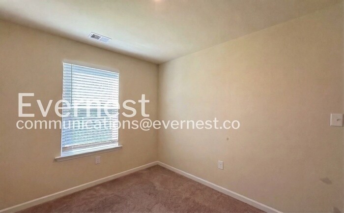 Building Photo - 6288 Rainbow Row