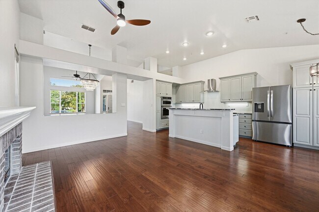 Building Photo - Contemporary Single Level North Napa Home