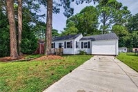 Building Photo - 31 Greenbrier Rd