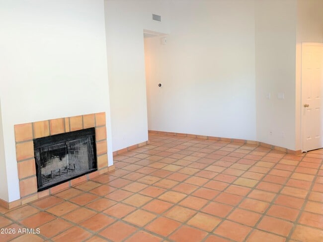 Building Photo - 4667 W Harrison St