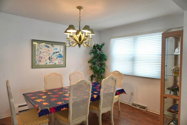 Building Photo - 13 S Haverford Ave