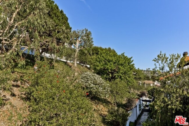 Building Photo - 1560 Michael Ln