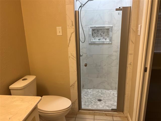 Building Photo - 4227 Altamesa Blvd