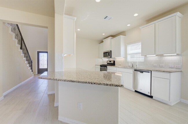 Building Photo - 10902 Granite Chief Dr