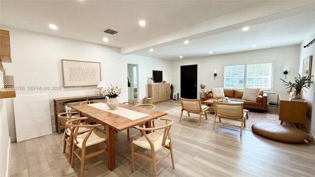 Building Photo - 5785 SW 54th Terrace