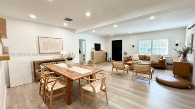 Building Photo - 5785 SW 54th Terrace