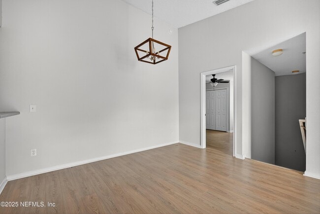 Building Photo - 7055 Deer Lodge Cir