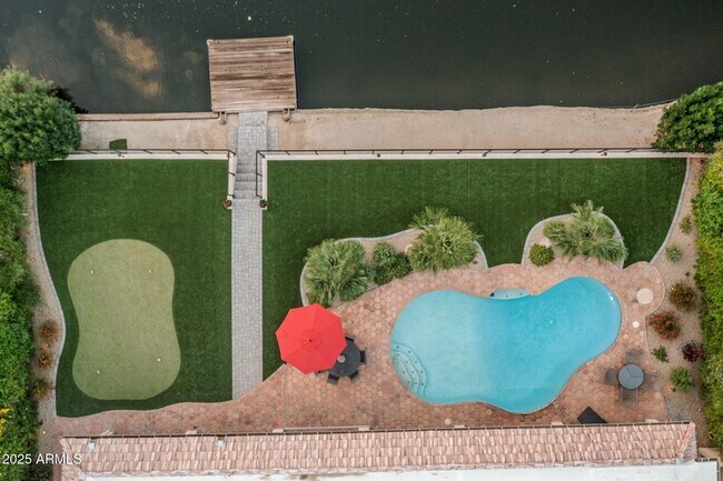 Building Photo - 7620 E Vía Del Placito