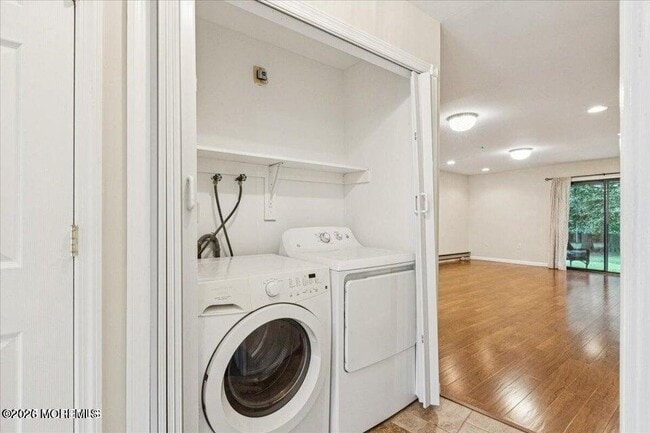 Building Photo - 70 Overlook Way