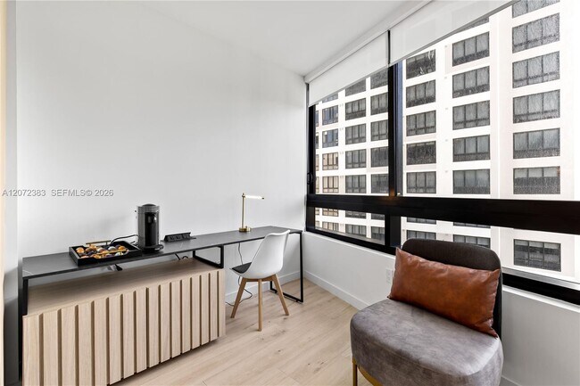 Building Photo - 225 N Miami Ave