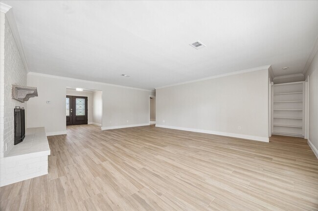 Building Photo - 12427 Brandywyne Dr