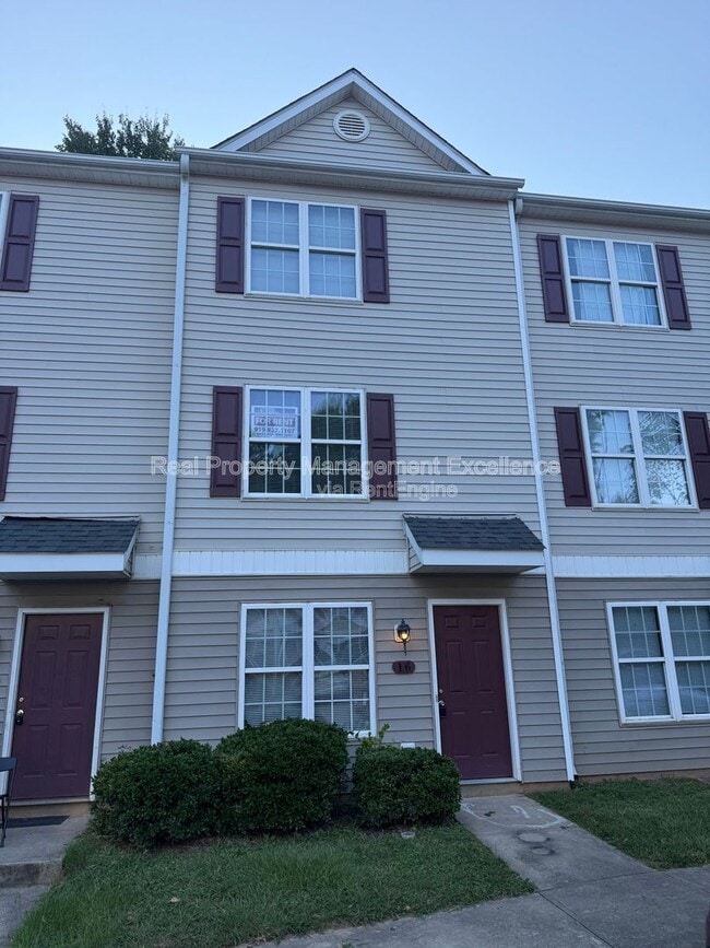 Building Photo - 16 Red Ln