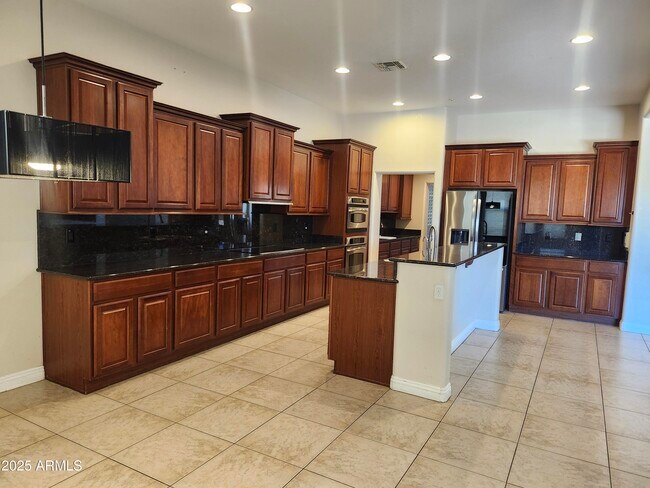 Building Photo - 26787 N 90th Dr