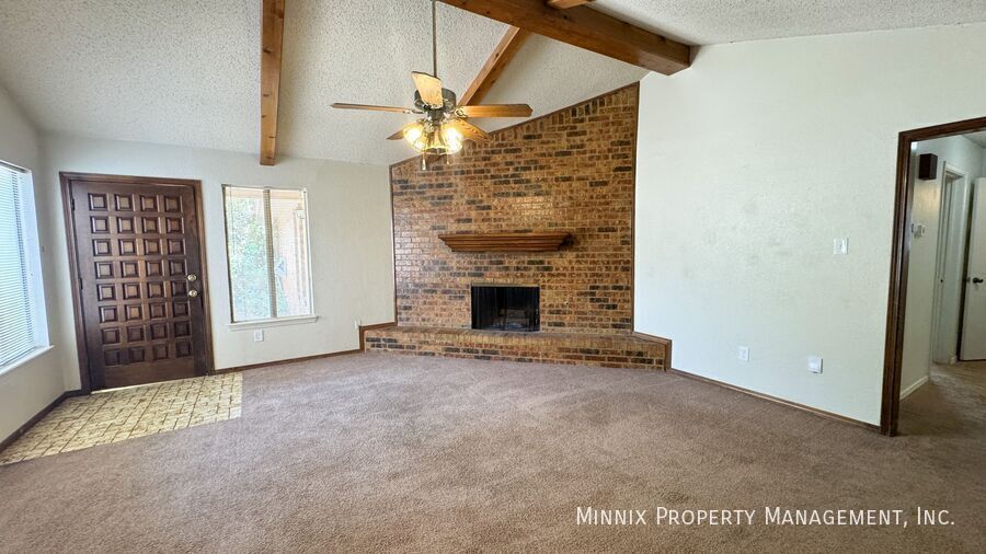 Building Photo - 4427 75th Dr