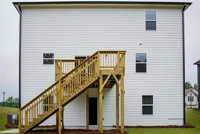 Building Photo - 129 Elijah St