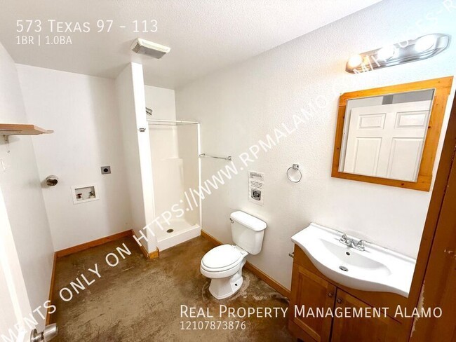 Building Photo - 573 TX-97