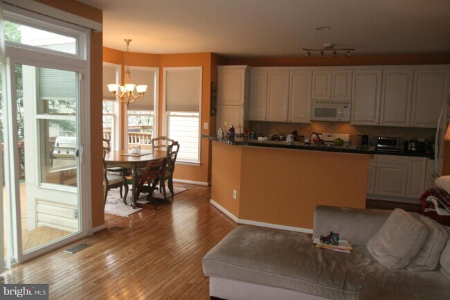 Building Photo - 20925 Cheyenne Terrace