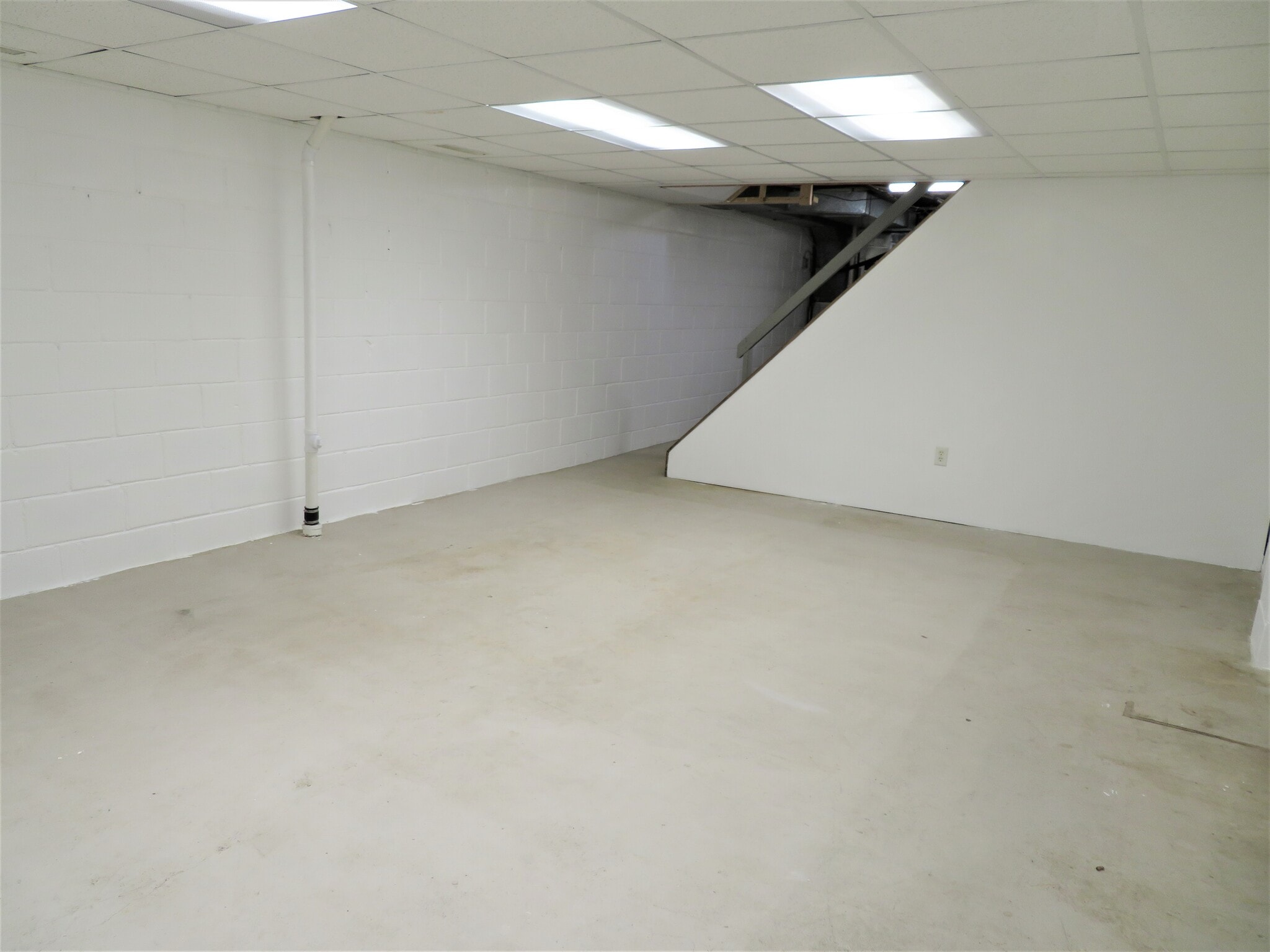 Building Photo - 2317 S Henry St