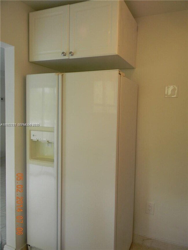 Building Photo - 16508 NE 26th Ave