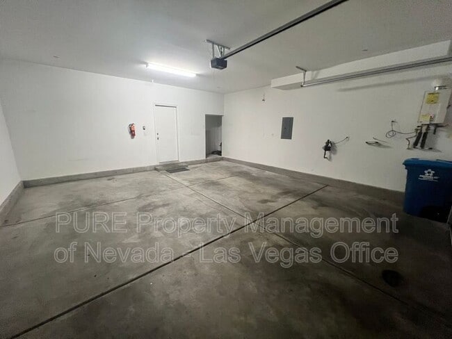 Building Photo - 7366 N Decatur Blvd