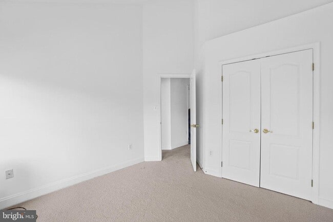 Building Photo - 12033 Treeline Way