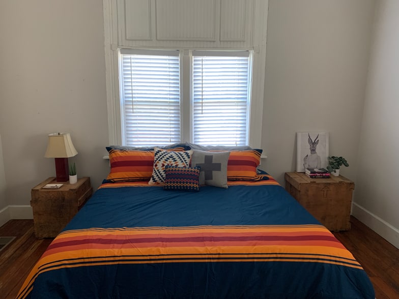 Building Photo - 1120 3rd Ave S