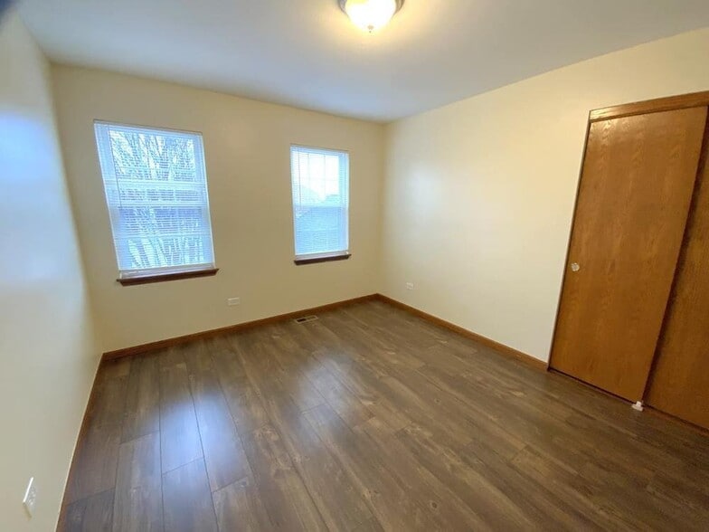 Building Photo - 153 Wedgeport Ct