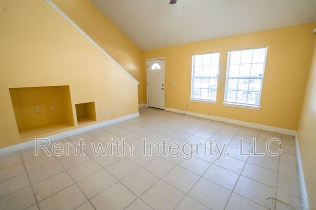Building Photo - 3314 Sawtooth Dr