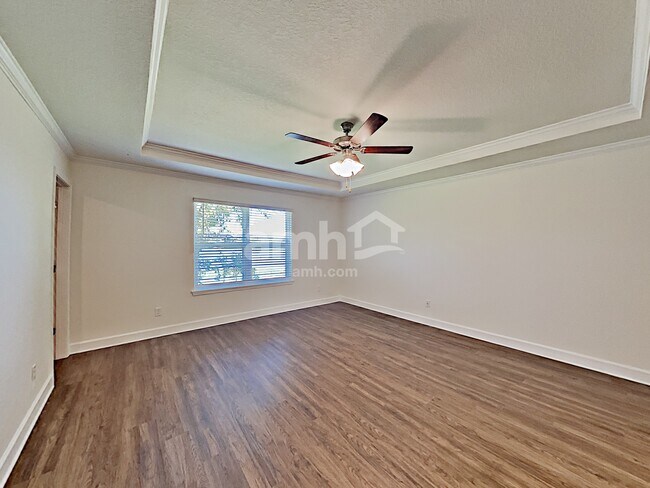 Building Photo - 3015 Creek Village Ln